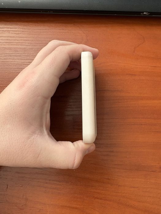 Павербанк для айфона