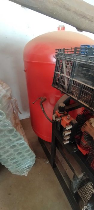 Compressor de podas 600L e acessórios