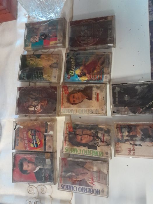 Cassetes de audio e estojo