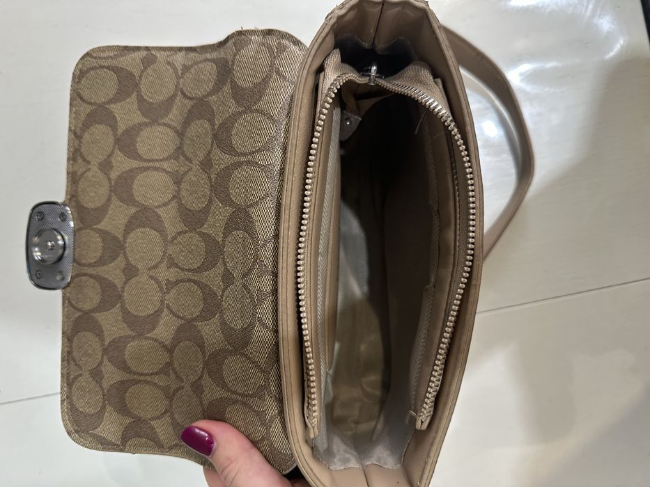 Жіноча сумка-клатч