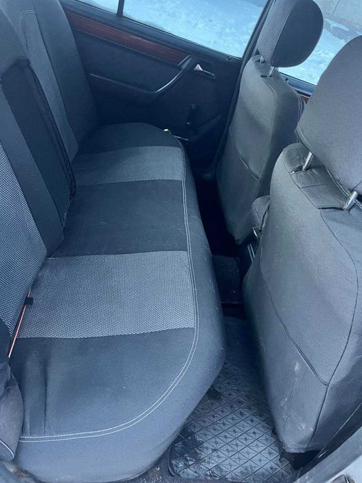 Mercedes-Benz E-Class 1994