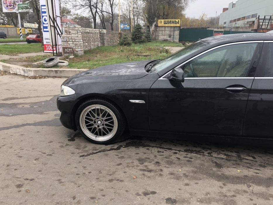 разборка бу запчасти в наличии ф10 бмв 5 f10 bmw 520 530 535 550