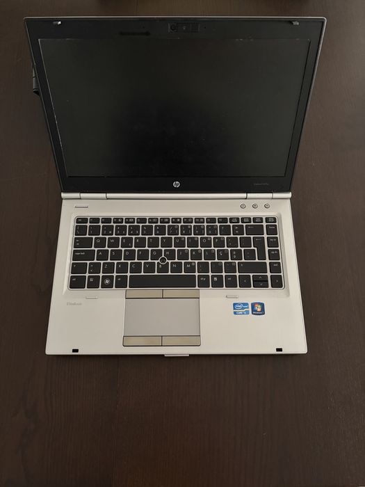 Docking station + PC + Carregador