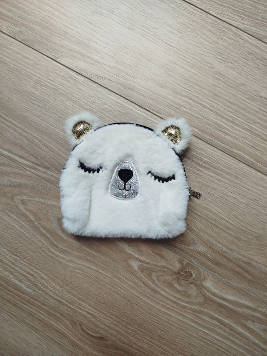 Piórnik i kosmetyczka