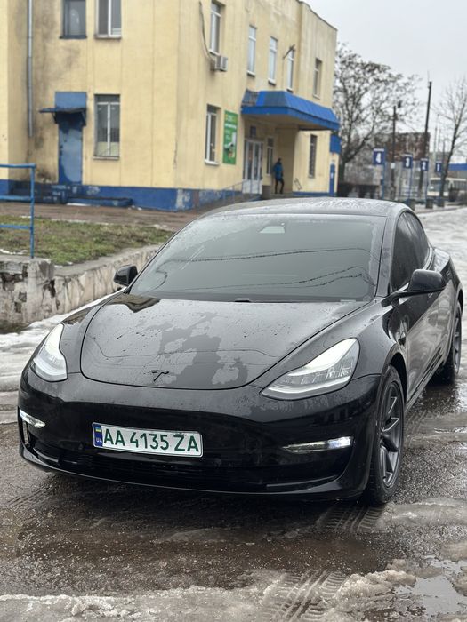 Пррлдам тесла модел 3 2018 Long Range