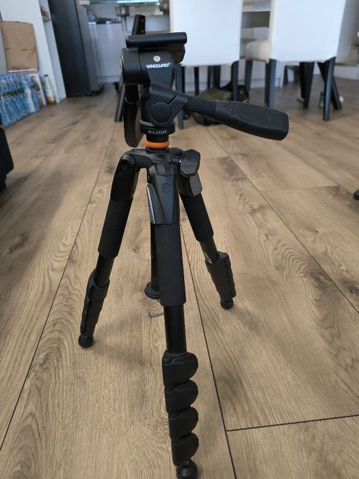 Statyw Vanguard Alta 235AP