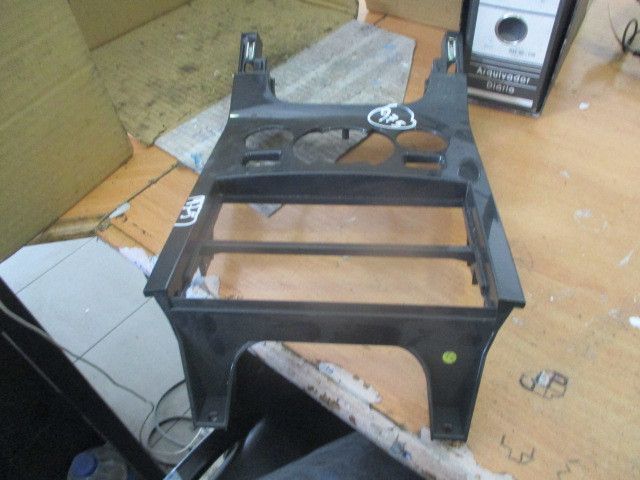 Moldura da consola central / rádio / aro PEUGEOT 3008 I (0U_)