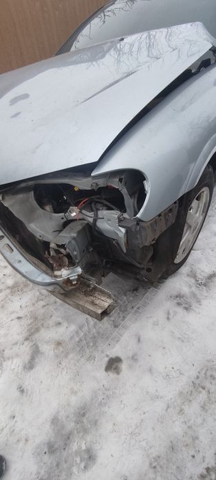 NISSAN ALMERA 1.5 бензин