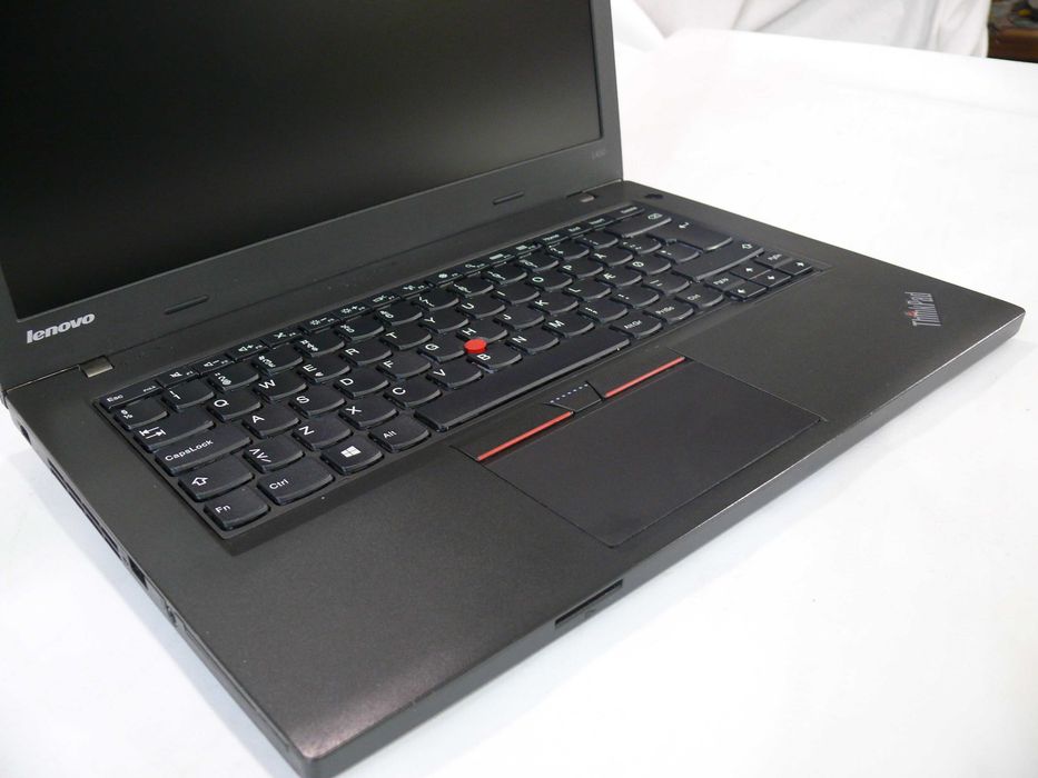 LENOVO L450, SSD256/8g ram, Core i5-4300U , bat. 71,4%.