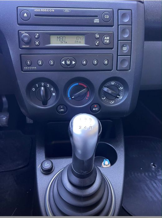 Ford fiesta 2003