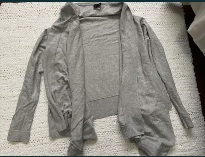 Vendo casaco malha cinzenta