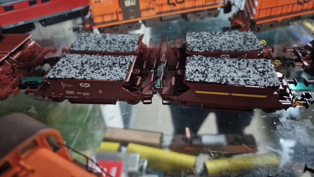 Vagons novos raros preços  telefone.