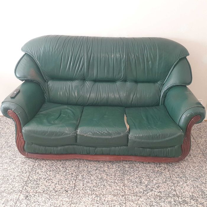 SOFA cama - em Pele