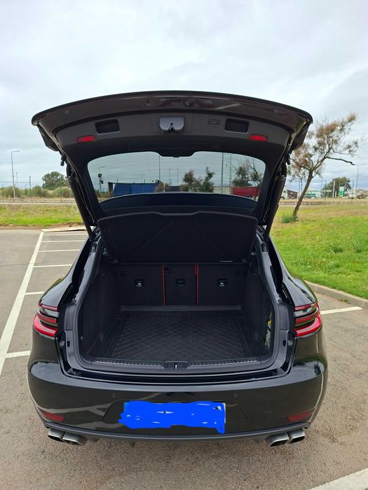 Porsche Macan Turbo