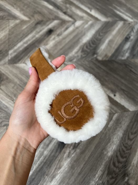 Теплі навушники ugg,жіночі теплі навушники ugg