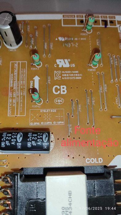 TV Samsung para peças Modelo: UE48H6800AW