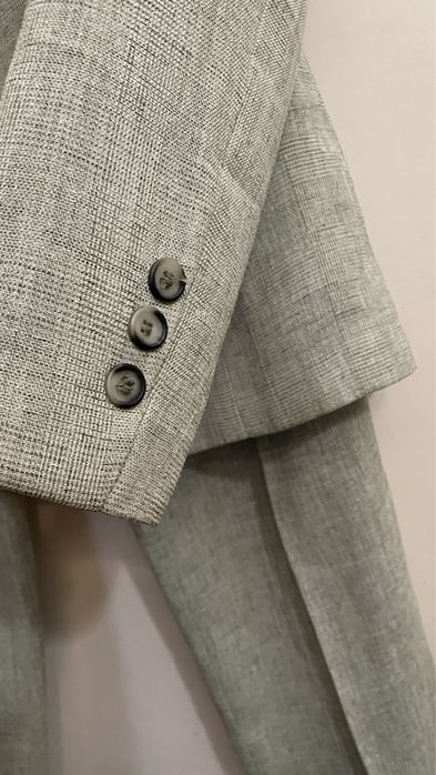 Kostium damski ze spodniami