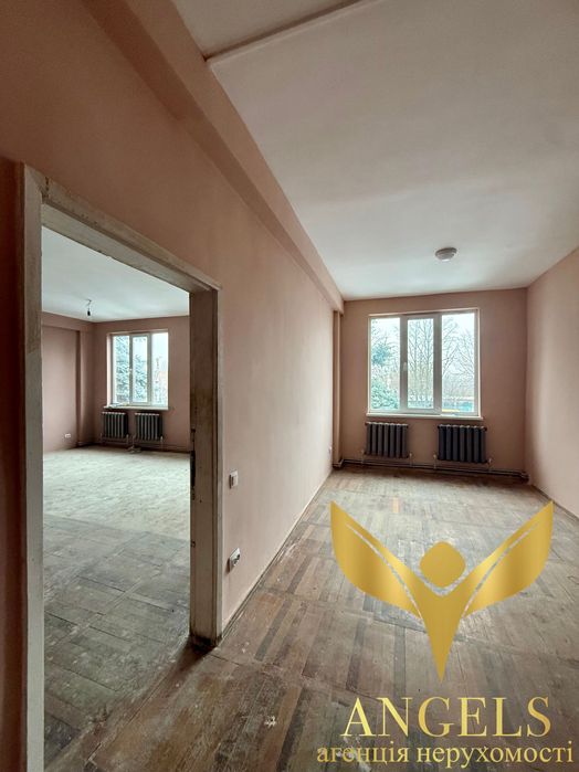 Оренда автономного поверху 382 м2 під офісні приміщення, окремий вхід