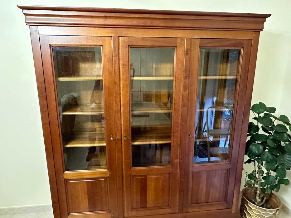 Movel /cristaleira de sala