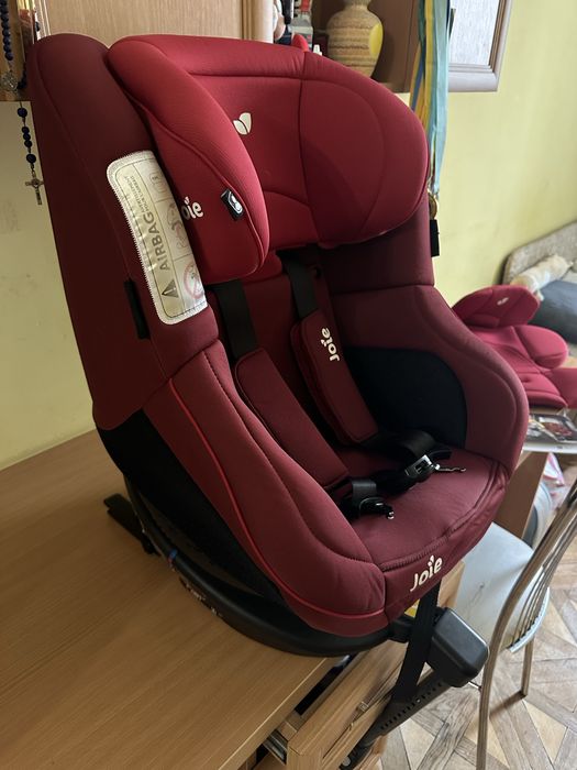 Дитяче автокрісло