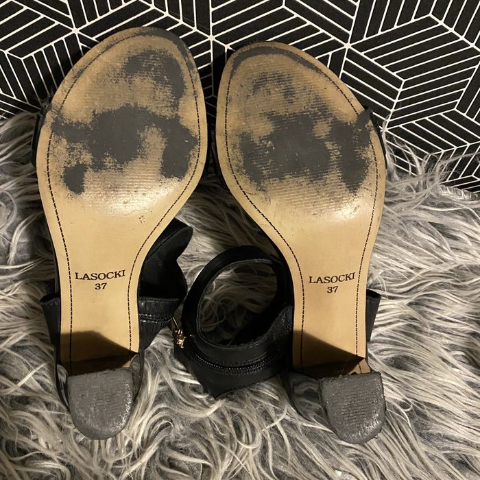 Buty na obcasie Lasocki [37]