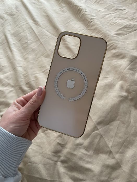 Продаю чохли на iPhone 12 Pro Max