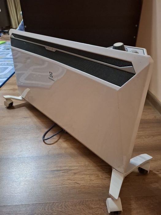 Конвектор электрический  Electrolux ECH/R 2000M