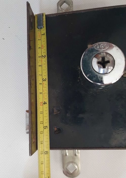 Fechadura AGC Rio Meão, 4 Entradas, Direita, com Tranca Lança Fecho