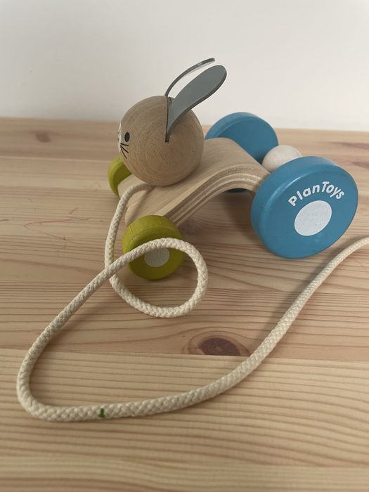 Plan toys Królik do ciągnięcia