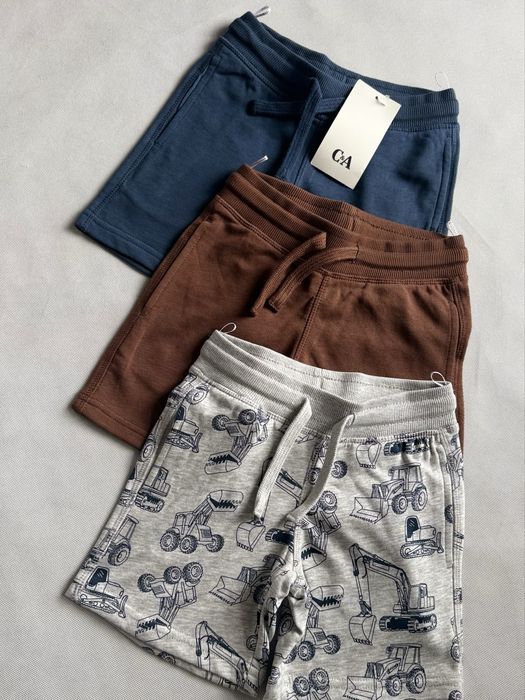 Wielopak 3szt. spodenki dresowe C&A rozm. 98