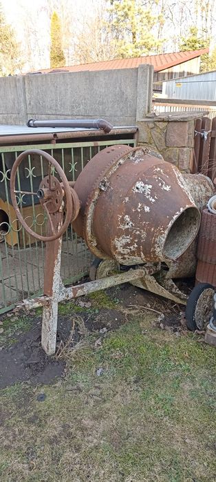 Betoniarka 150 uszkodzona