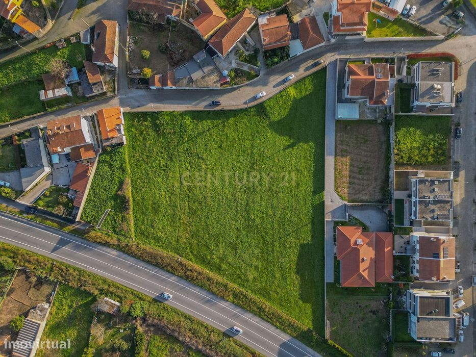 Terreno de Construção em Alvelos