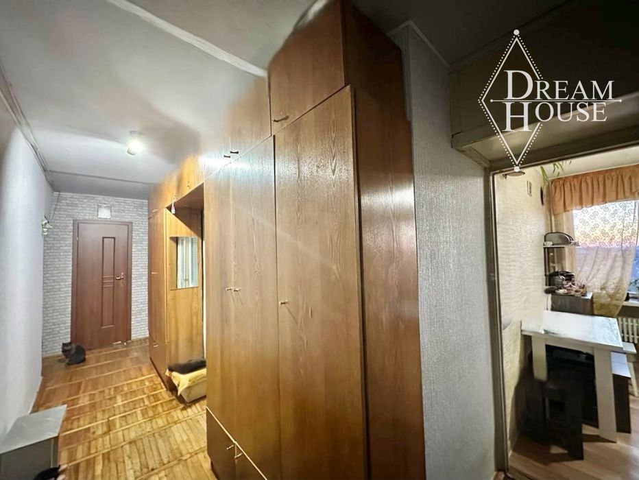 Продаж 5 кімнатної квартири