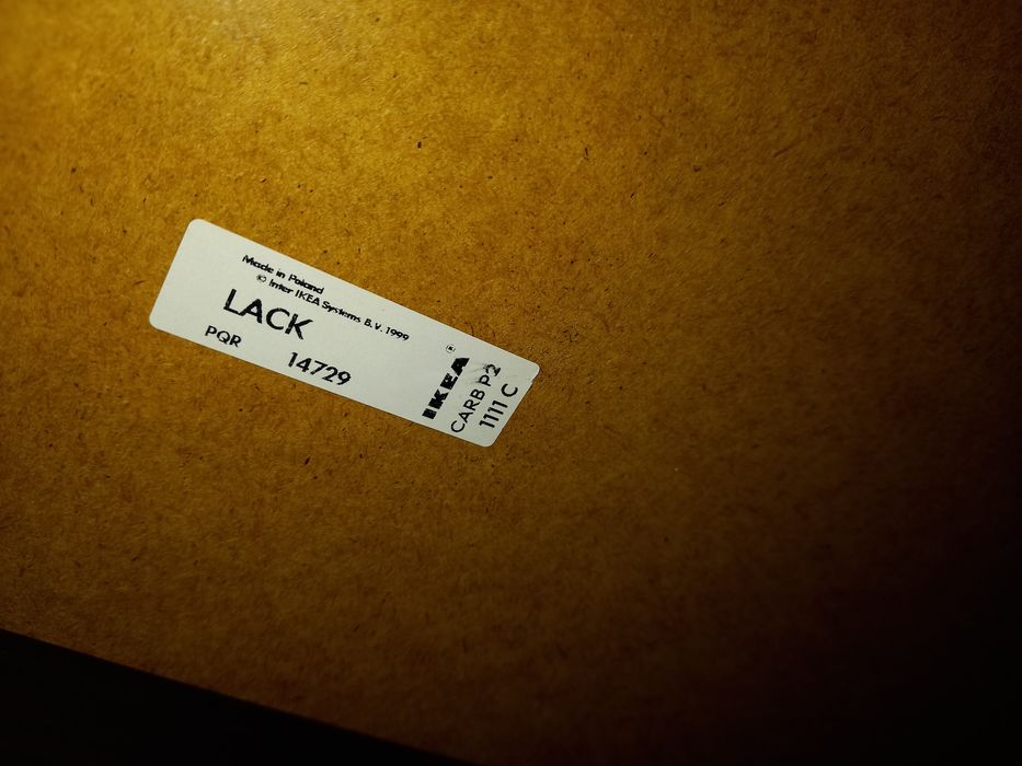 Móvel lacado em preto