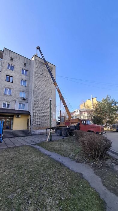 Автокран 21м стріла~28 тон