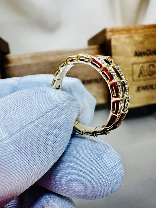 Золотое кольцо змея bvlgari 585 в наличии!
