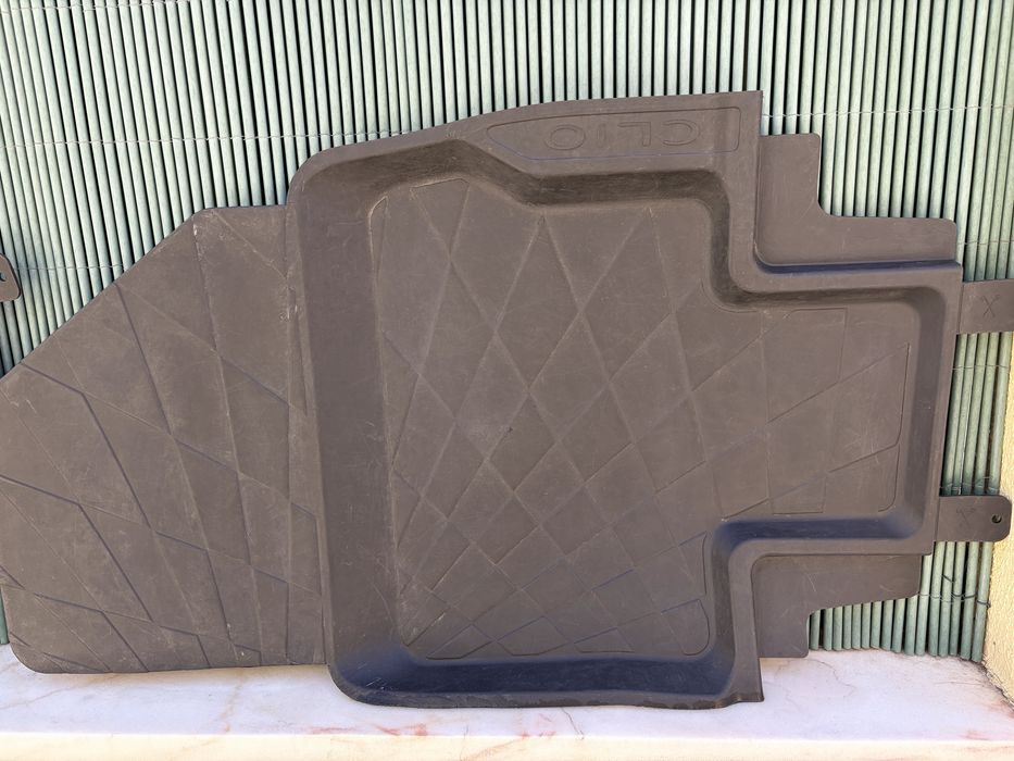 Tapetes originais Borracha Clio IV (originais)