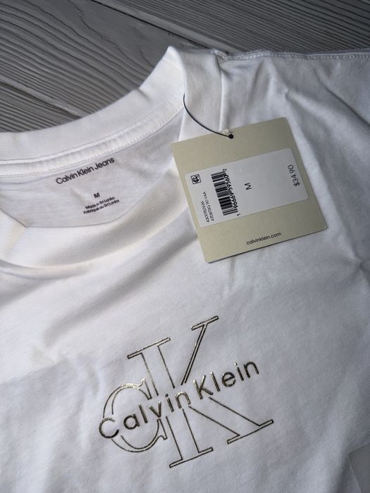 Оригінальна футболка Calvin Klein Foil Monologo Graphic Classic
