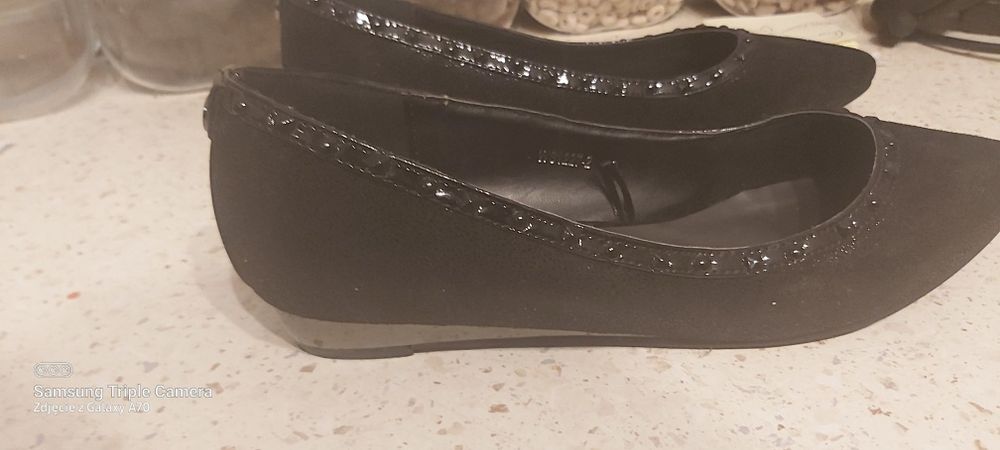 Sprzedam buty damskie rozmiar 40