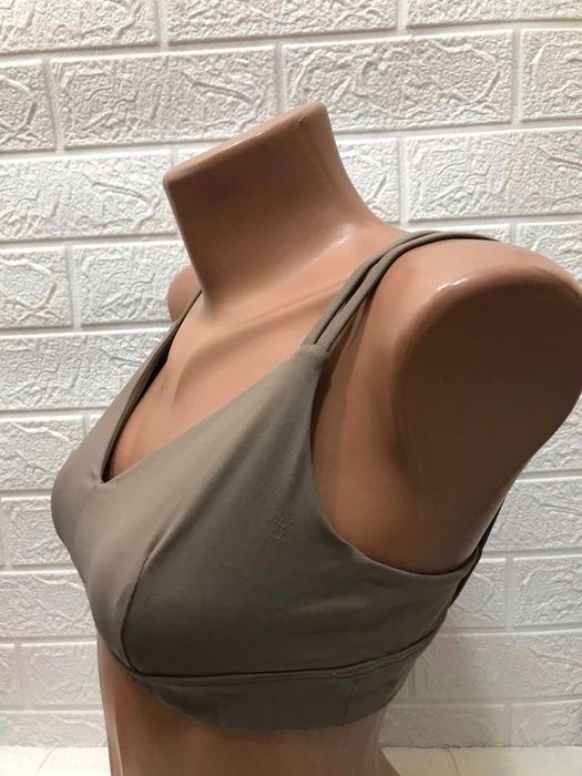 Топ від українського бренду Norba спортивний