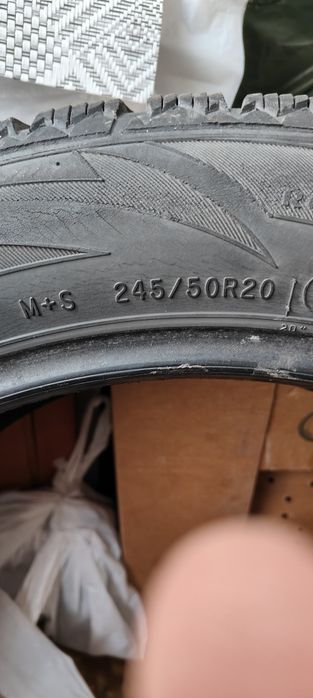 Шины Зимние Cooper 2шт. 245.50.R20
