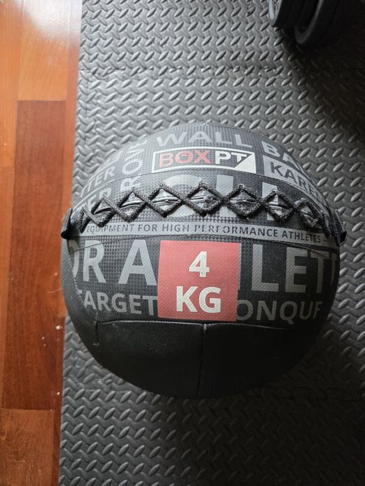 Wall ball 4kg boxpt474352520707461120