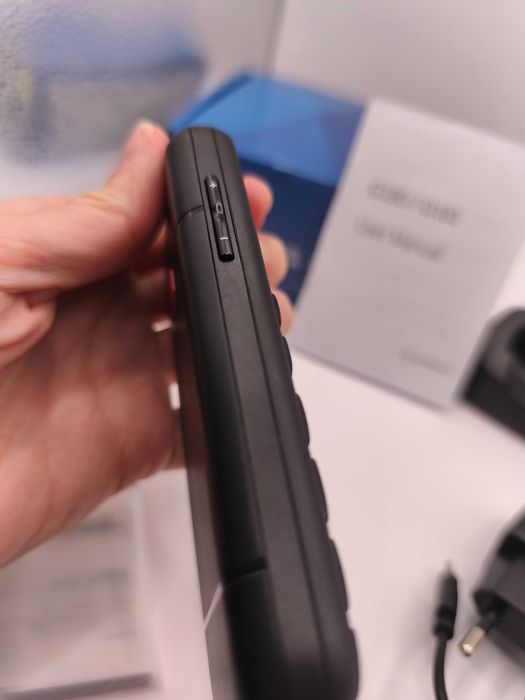 telefon dla seniora G180 czarny