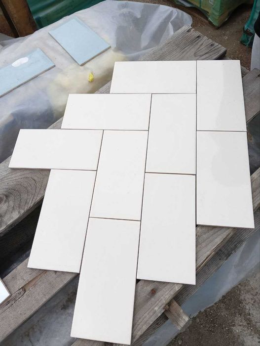 Глянцевая Бежевая Плитка кабанчик 461011 Metrotiles plane 10x20 см