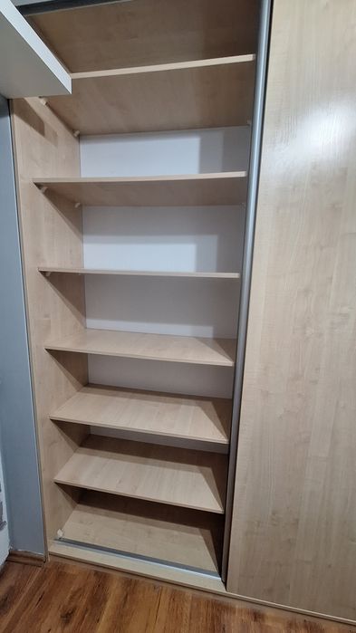Ostatnia szansa Szafa z drzwiami przesuwnymi szer 275 cm drzwi przesuwne