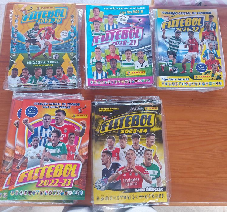 Cadernetas NOVAS diversas Futebol / Infantil