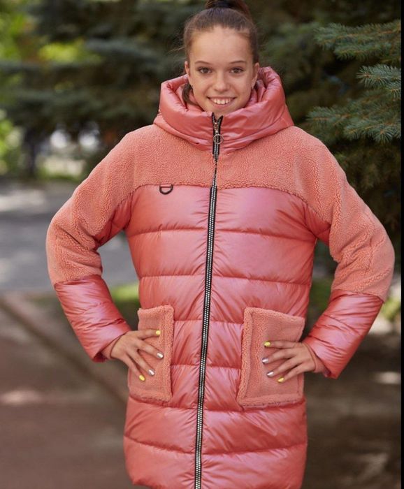 Зимова куртка дівчатка