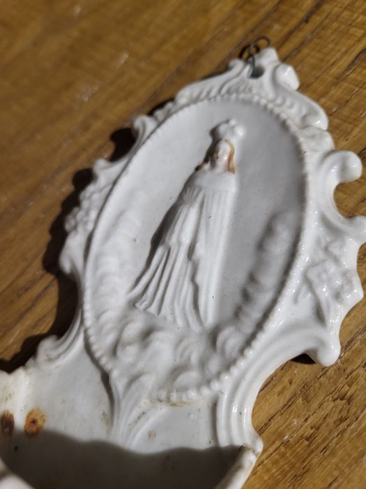 Stara kropielnica porcelanowa Maryja Królowa Matka Boża