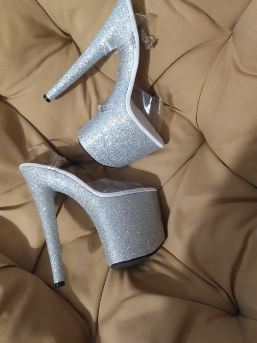 Стріпи босоніжки силікон трійки  розмір 40