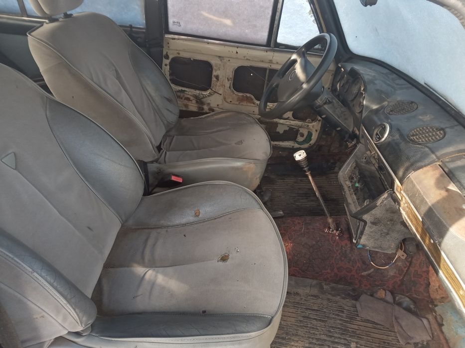 Продам автомобіль ВАЗ 2103